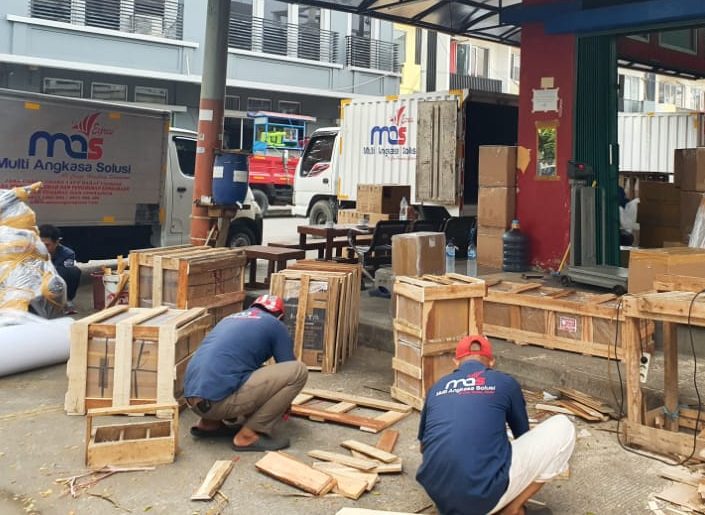 Jasa Ekspedisi Pengiriman Barang Cargo ke Mamberamo Tengah Kobakma